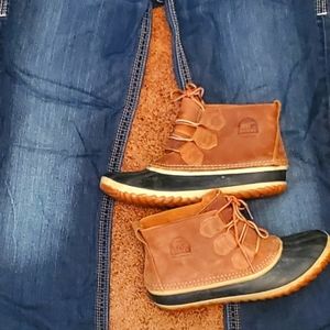 Silver, boot cut, mid rise jeans